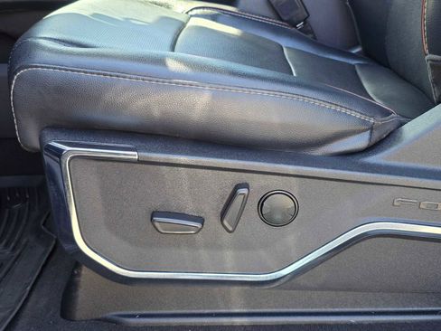 Used 2024 Ford F250 Lariat w/ Lariat Ultimate Package AWD/4WD image 23