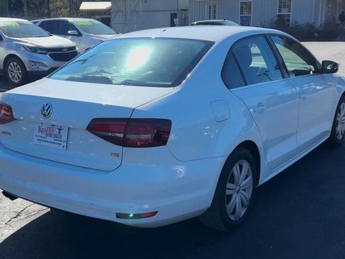 Used 2017 Volkswagen Jetta S w/ Jetta S Cold Weather Package image 8