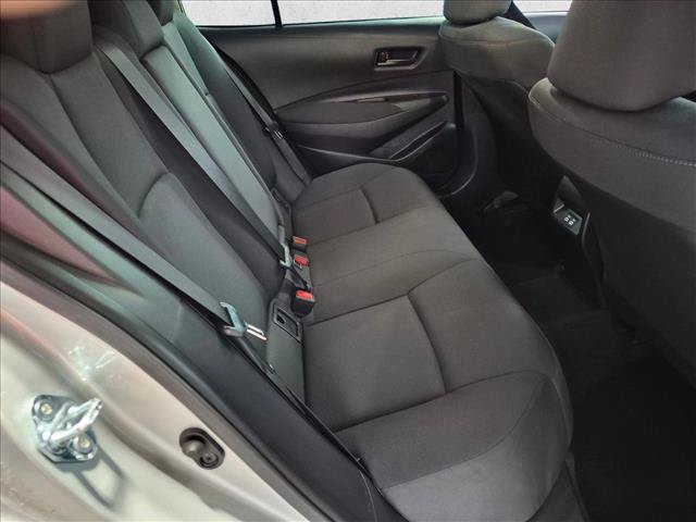 Used 2025 Toyota Corolla LE FWD image 18