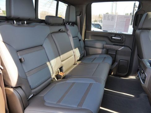 Used 2022 GMC Sierra 3500 Denali image 20