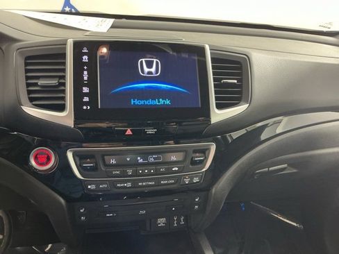 Used 2017 Honda Pilot Elite image 30