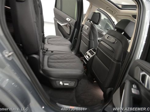 Used 2025 BMW X7 xDrive40i image 23