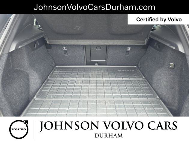Used 2026 Volvo XC40 B5 Plus AWD/4WD image 11