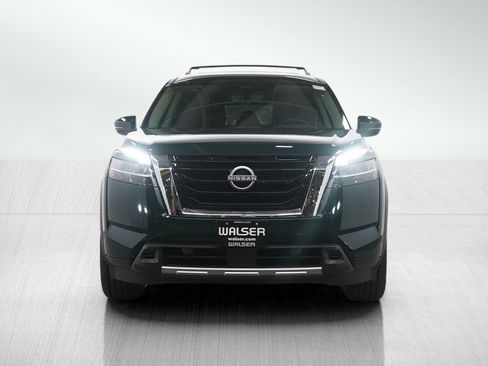 Used 2023 Nissan Pathfinder SL image 8