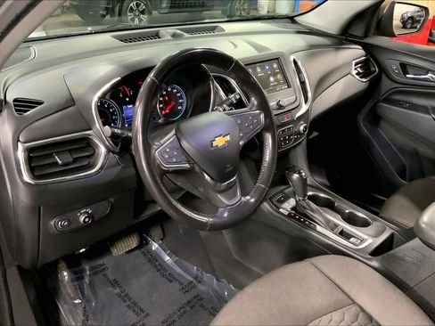 Used 2019 Chevrolet Equinox LT image 17