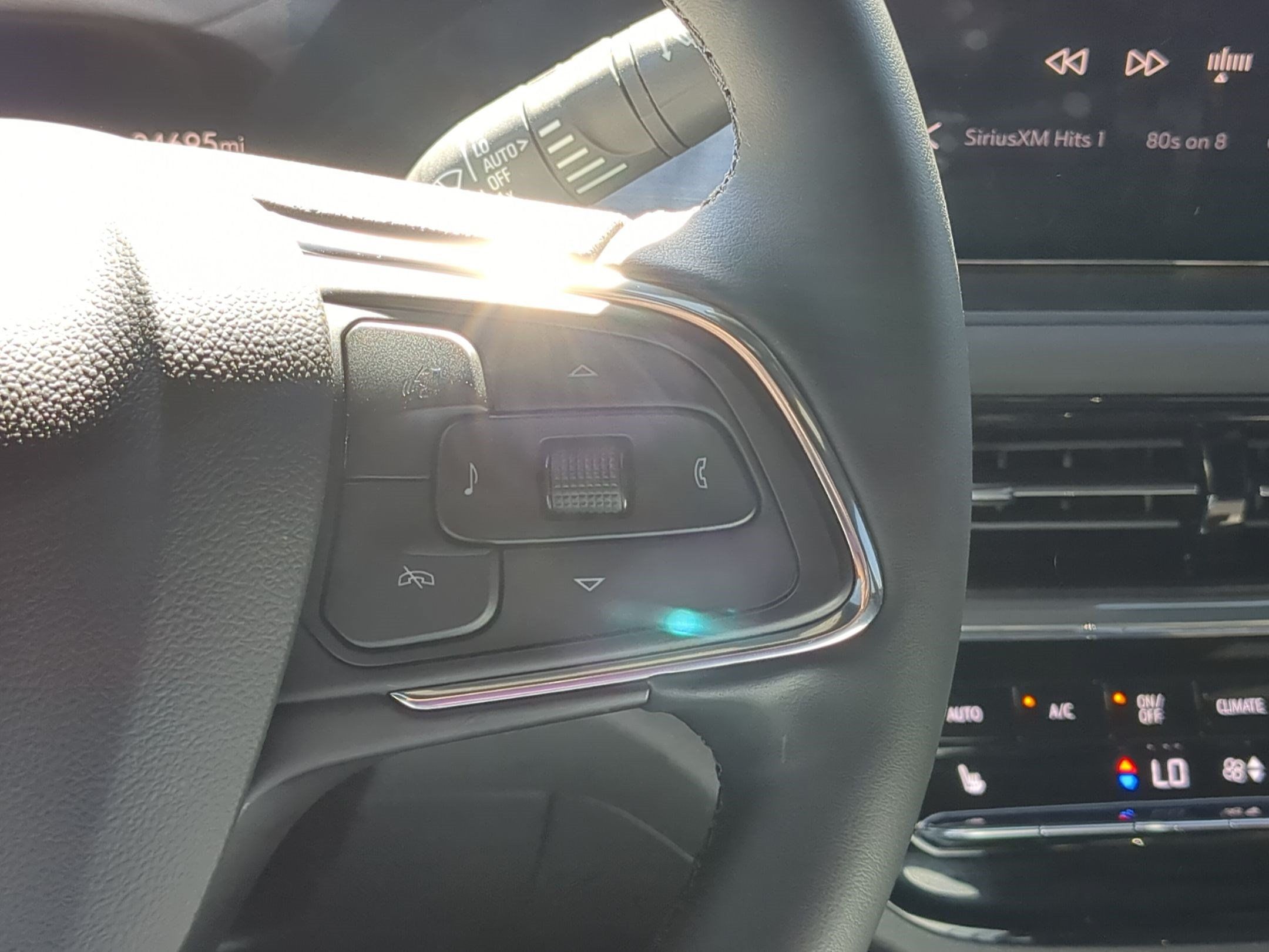 Used 2025 Buick Envista Avenir FWD image 20