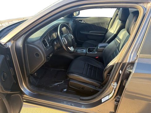 Used 2014 Dodge Charger R/T image 10