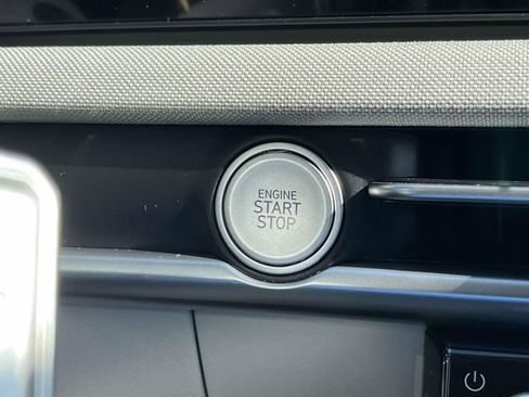 New 2026 Hyundai Tucson Limited FWD image 28