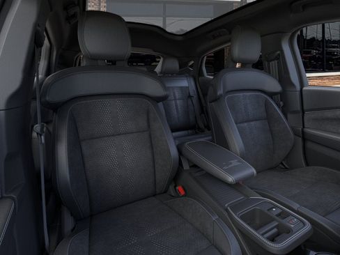 New 2026 Ford Mustang Mach-E GT AWD/4WD image 9