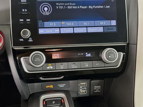 Used 2019 Honda Insight EX image 22