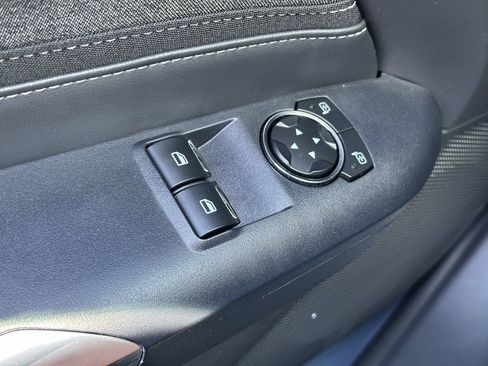 Used 2025 Ford Mustang Coupe RWD image 13
