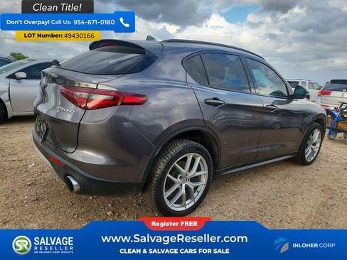 Used 2018 Alfa Romeo Stelvio Sport w/ Quick Order Package 22J Sport AWD/4WD image 4