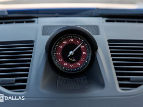 Used 2025 Porsche 911 Carrera 4 GTS image 32