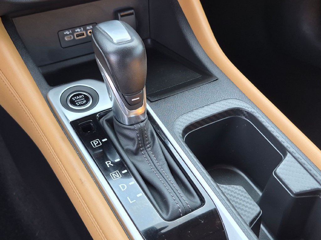 Used 2023 Nissan Sentra SV w/ SV Premium Package FWD image 21