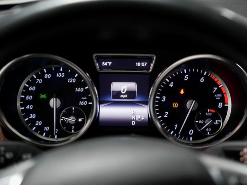 Used 2015 Mercedes-Benz ML 350 4MATIC image 12