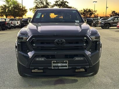 New 2025 Toyota Tacoma SR5