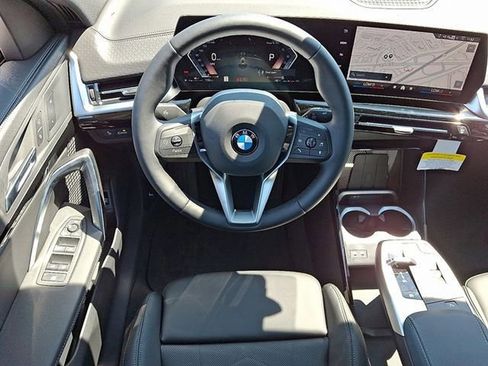 Used 2026 BMW X2 xDrive28i w/ Technology Package AWD/4WD image 6