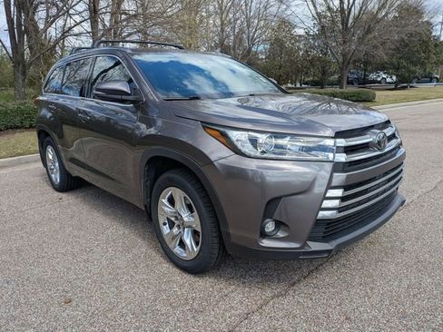 Used 2019 Toyota Highlander Limited image 8