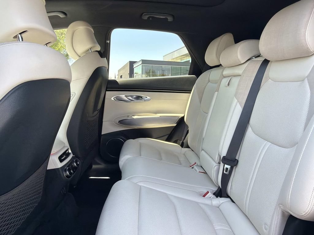 Certified 2023 Genesis Electrified GV70 AWD/4WD image 14