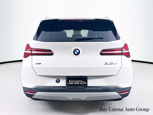 Used 2025 BMW X3 xDrive30i w/ Premium Package image 6