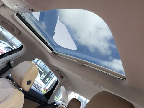 Used 2019 Volkswagen Jetta SE image 15