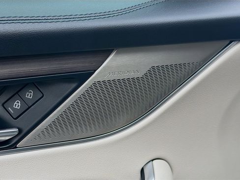 Used 2021 Jaguar F-PACE S image 22