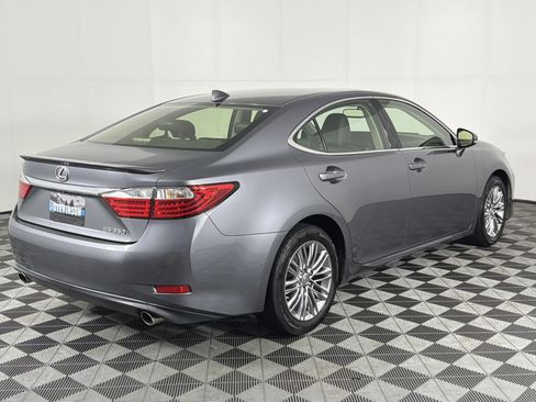 Used 2015 Lexus ES 350 w/ Premium Package FWD image 7