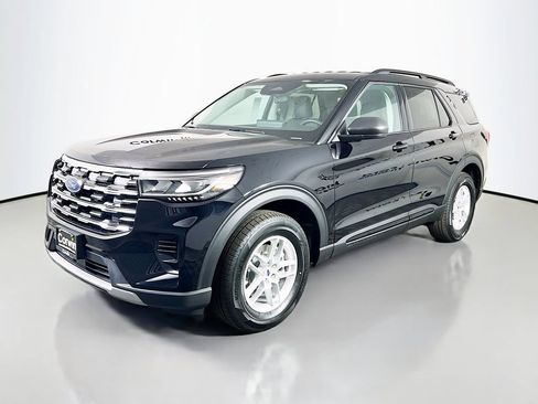 New 2026 Ford Explorer Active AWD/4WD image 5
