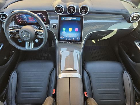 Used 2025 Mercedes-Benz GLC 43 AMG AMG GLC 43 image 25