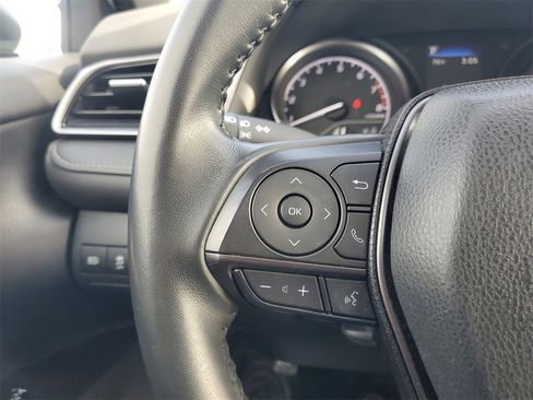 Used 2024 Toyota Camry SE image 21