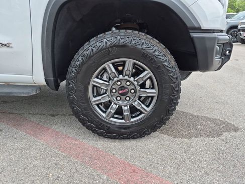 Used 2026 GMC Sierra 1500 AT4X AWD/4WD image 15