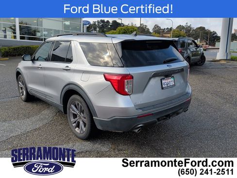 Used 2023 Ford Explorer XLT w/ Equipment Group 202A image 7