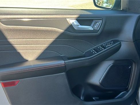 Certified 2023 Ford Escape ST-Line w/ Tech Pack #1 image 9