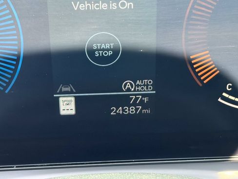 Used 2025 Hyundai Tucson SEL FWD image 35