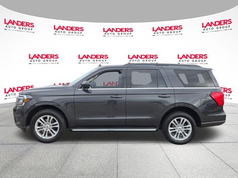 Used 2022 Ford Expedition XLT AWD/4WD image 6