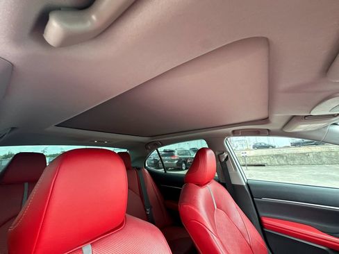 Used 2021 Toyota Camry XSE w/ Navigation Package FWD image 16