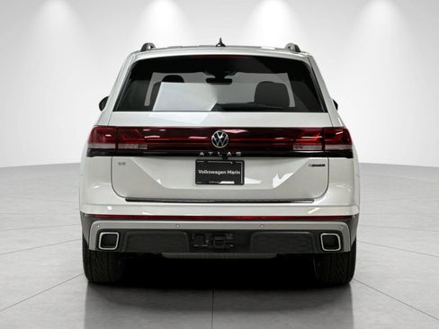 New 2026 Volkswagen Atlas Peak Edition AWD/4WD image 4