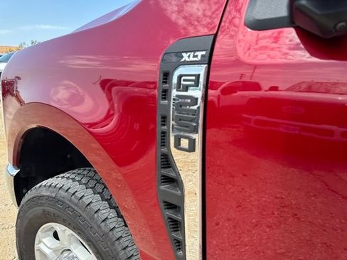 Used 2026 Ford F250 XLT w/ XLT Premium Package AWD/4WD image 6