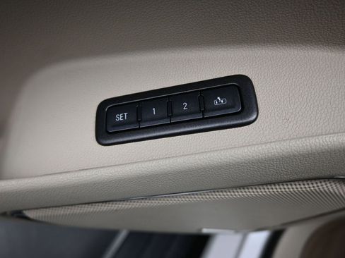 Used 2016 GMC Yukon Denali w/ Open Road Package image 19