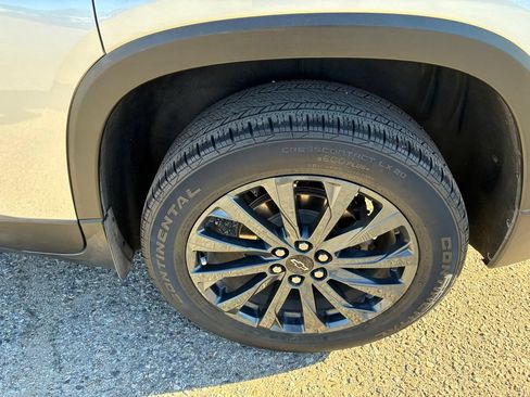 Used 2022 Chevrolet Traverse RS AWD/4WD image 13