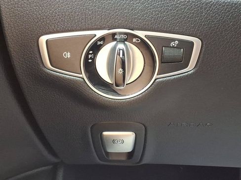 Used 2020 Mercedes-Benz E 350 4MATIC Sedan image 15