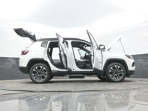 Used 2023 Jeep Compass Limited AWD/4WD image 68