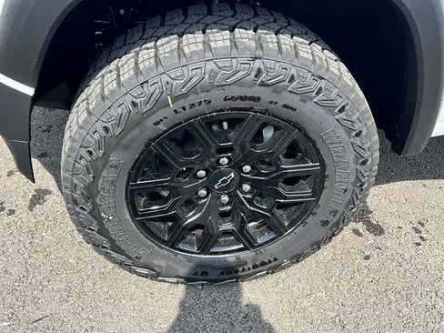 New 2026 Chevrolet Colorado Trail Boss AWD/4WD image 10