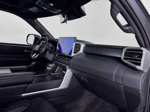 Used 2024 Toyota Tundra Platinum image 32