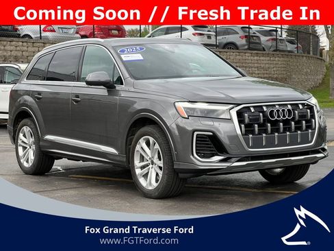 Used 2025 Audi Q7 3.0T Premium Plus AWD/4WD image 38