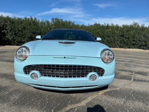Used 2003 Ford Thunderbird Deluxe image 6