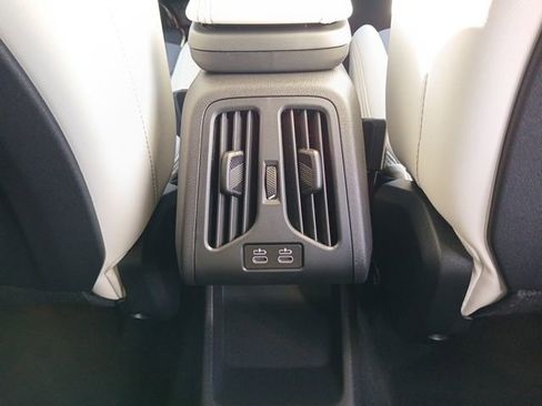 New 2026 BMW X2 xDrive28i w/ Technology Package image 12