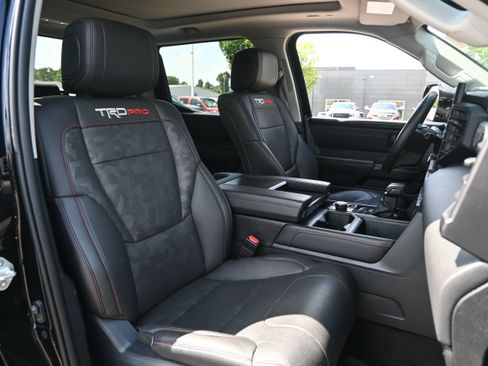 Used 2022 Toyota Tundra TRD Pro AWD/4WD image 33
