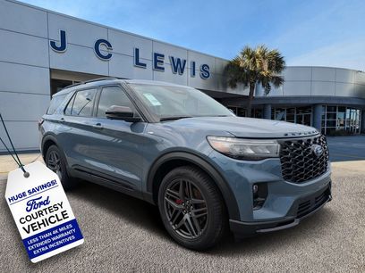 New 2026 Ford Explorer ST-Line w/ ST-Line Street Pack