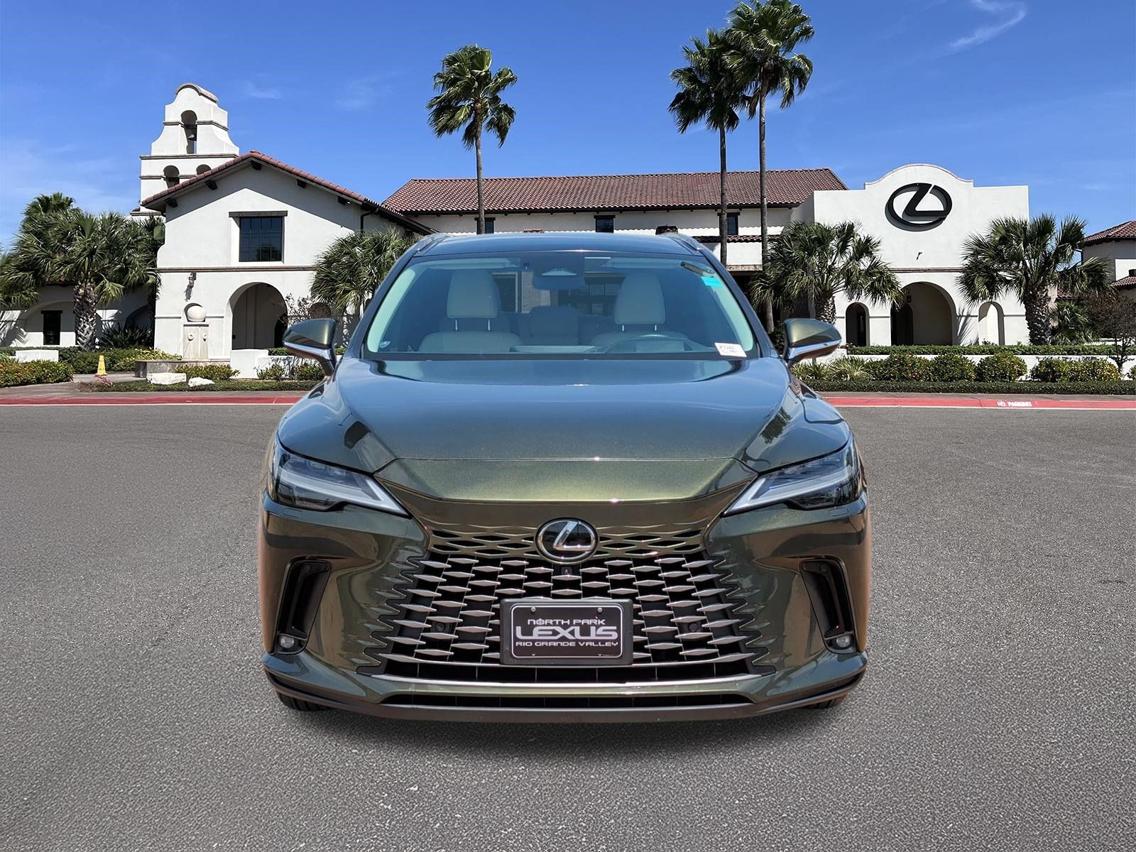 Used 2023 Lexus RX 350 FWD w/ Accessory Package image 6